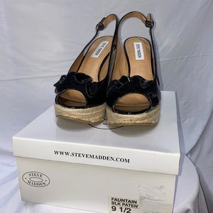 Steve Madden Size 9.5 Black and Cream Shoes
